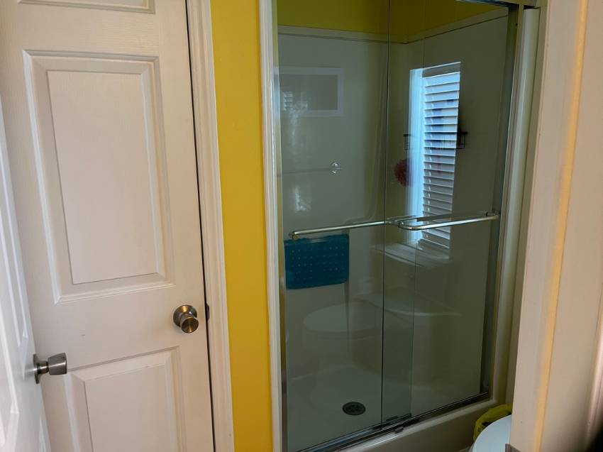 2417 Crooked Stick Drive a Winter Haven, FL Mobile or Manufactured Home for Sale